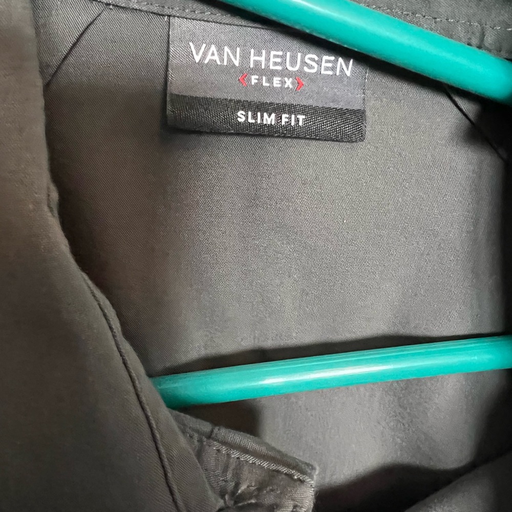 Van Heusen Flex Slim Fit Button-Down Shirt | Size M 15–15.5 - Picture 3 of 4